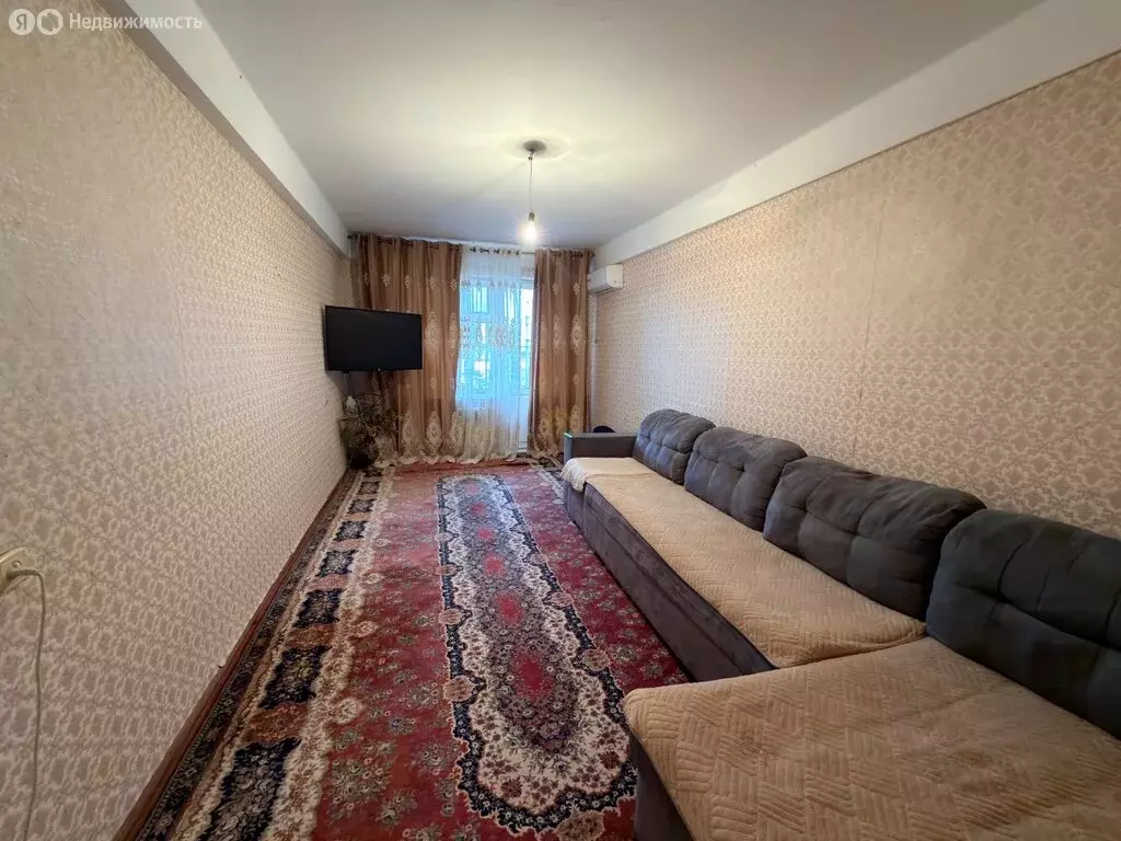 3-комнатная квартира: Махачкала, 17-я линия Акушинского, 16А (73 м) - Фото 2