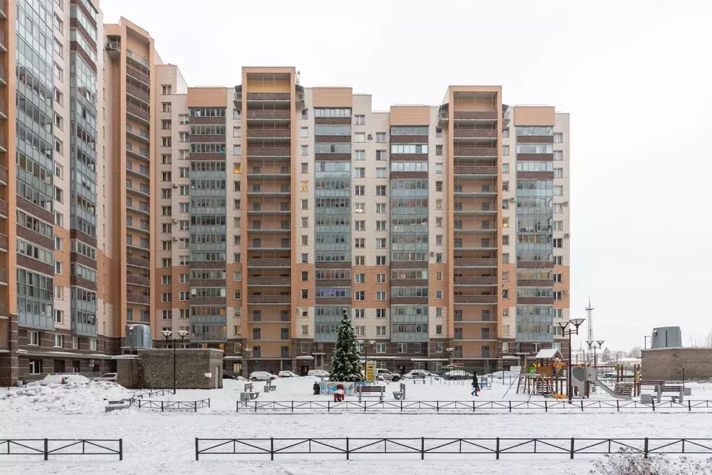 4-к кв. Санкт-Петербург Гжатская ул, 22к3 (115.0 м) - Фото 0