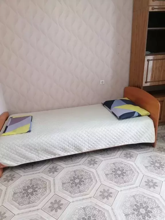 3-к кв. Кировская область, Кирово-Чепецк Сосновая ул., 22к2 (70.0 м) - Фото 2