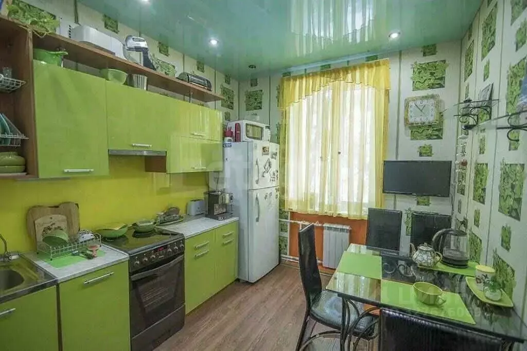 3-к кв. Сахалинская область, Южно-Сахалинск ул. Ленина, 127 (79.8 м) - Фото 1