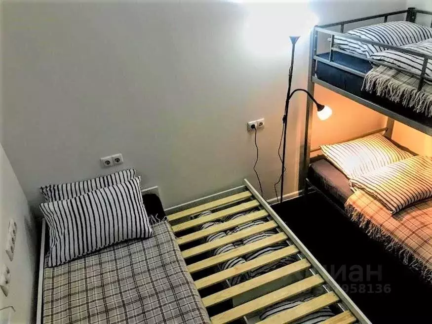 Комната Приморский край, Владивосток Керченская ул., 9А (10.0 м) - Фото 0