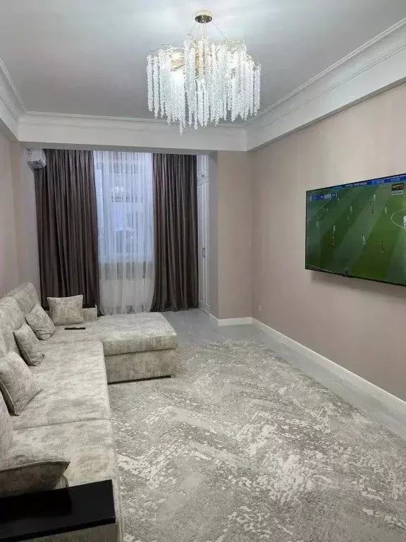 2-к кв. Дагестан, Каспийск просп. М. Омарова, 18 (79.0 м) - Фото 1