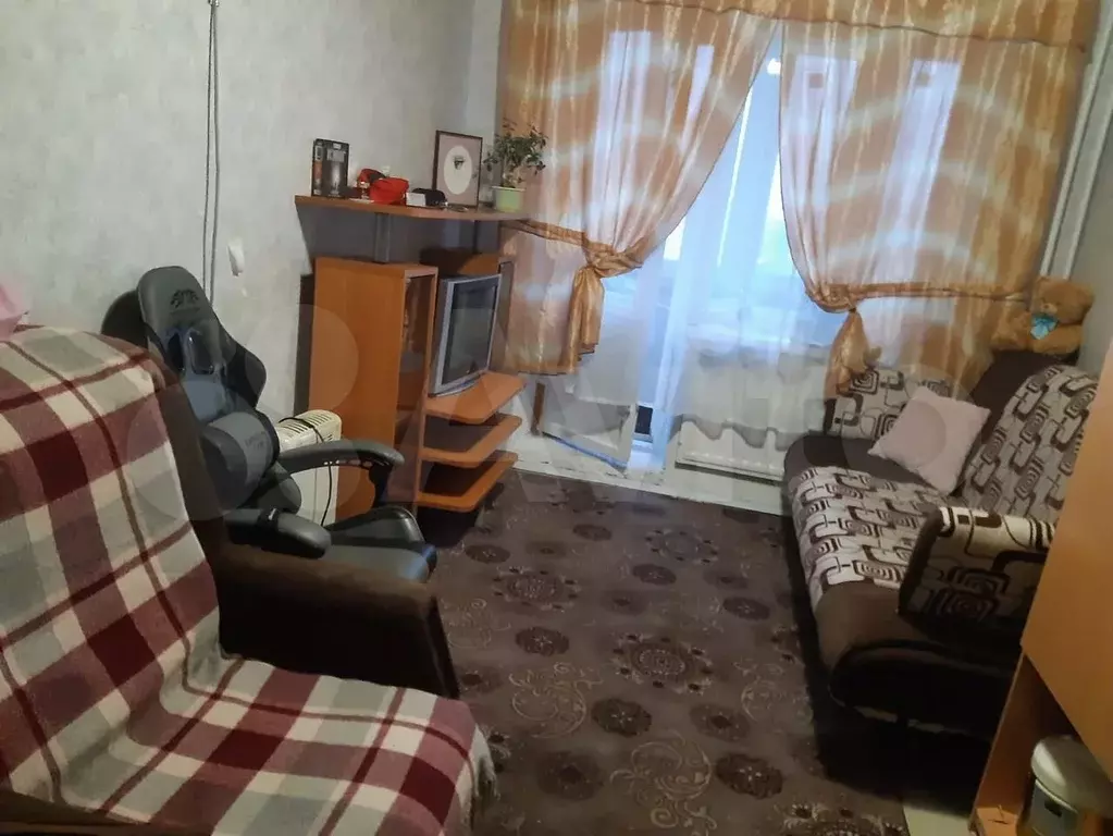 Комната 13 м в 6-к., 8/14 эт. - Фото 1