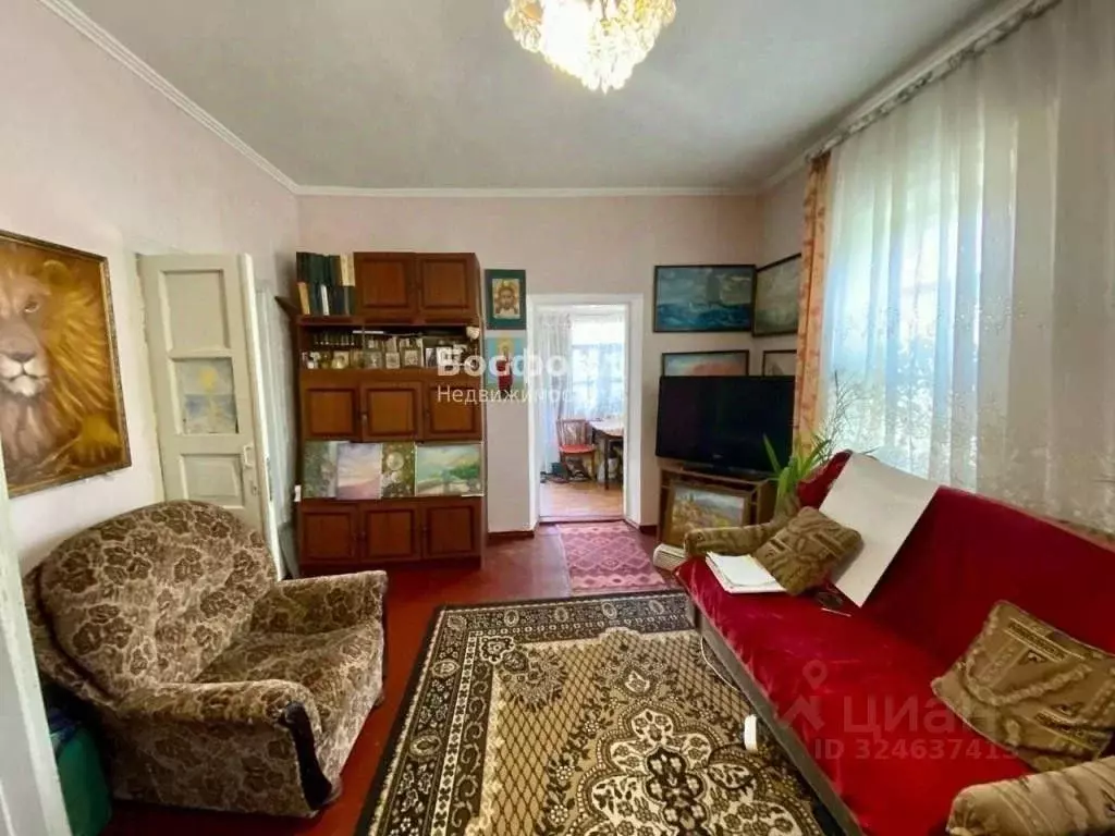 Дом в Крым, Феодосия ул. Партизанская (120 м) - Фото 1