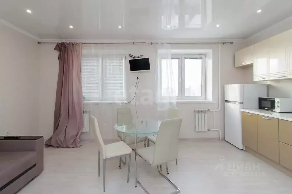 1-к кв. Тюменская область, Тюмень ул. Николая Зелинского, 3к1 (49.4 м) - Фото 1