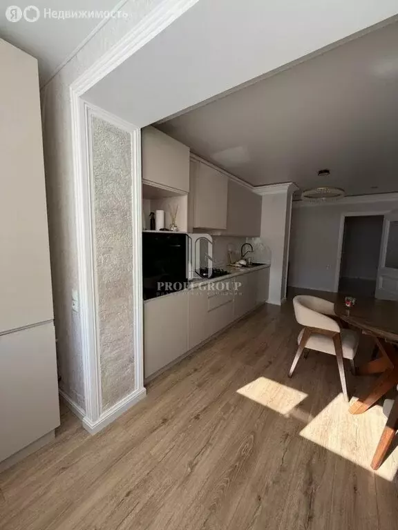 2-комнатная квартира: Каспийск, улица Зейнудина Батманова, 14 (77 м) - Фото 2