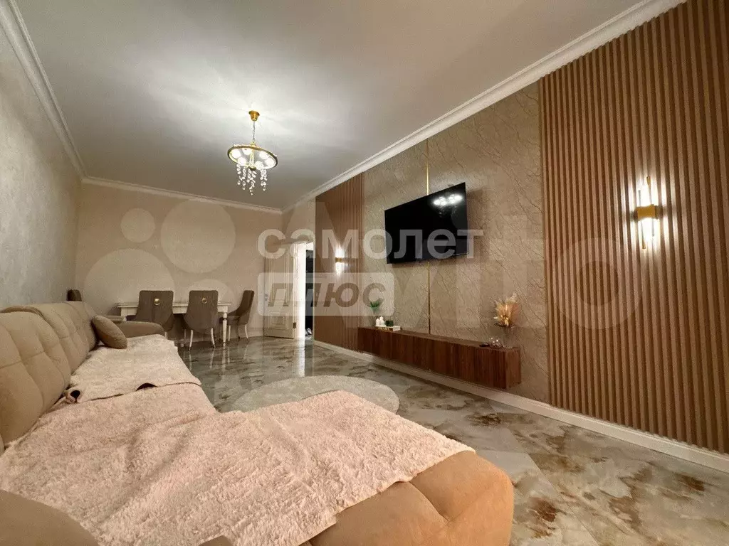 2-к. квартира, 60 м, 8/13 эт. - Фото 0