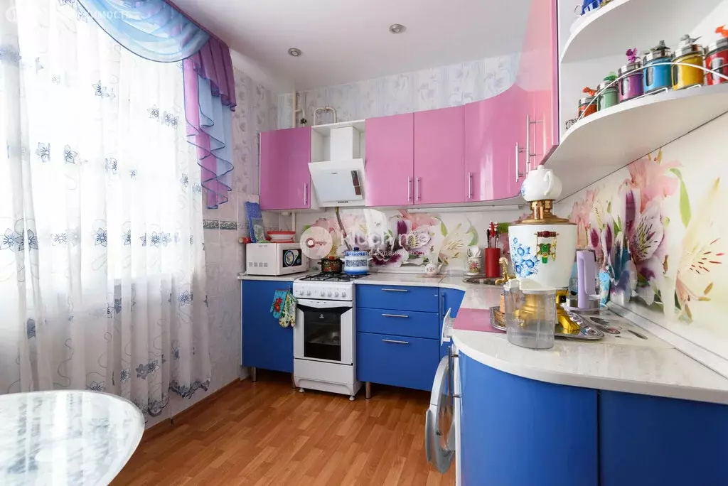 1-комнатная квартира: Зеленодольск, улица Карла Маркса, 10 (40 м) - Фото 1