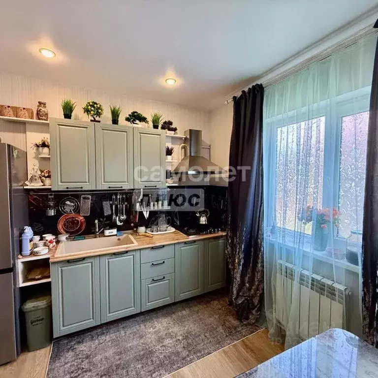 Дом в Краснодарский край, Приморско-Ахтарск ул. Бахчиванджи, 31 (61 м) - Фото 2
