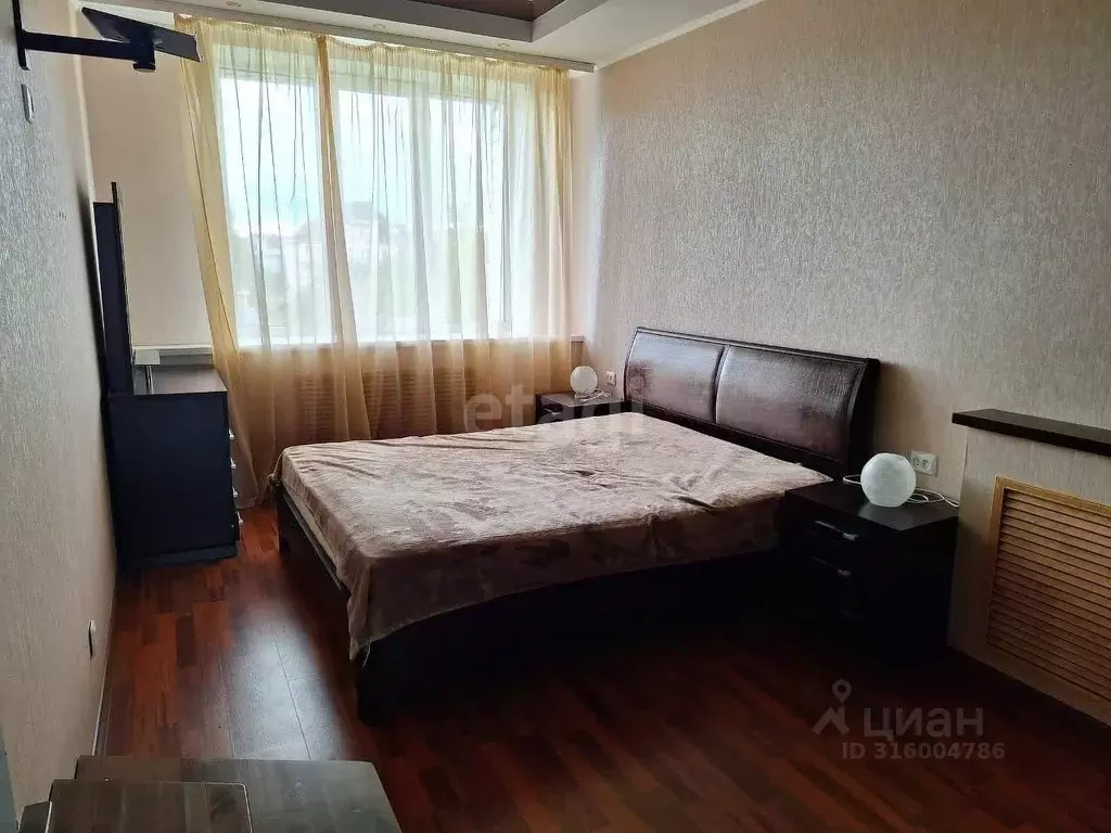 Дом в Вологодская область, Череповец Новосельская ул., 14 (320 м) - Фото 1