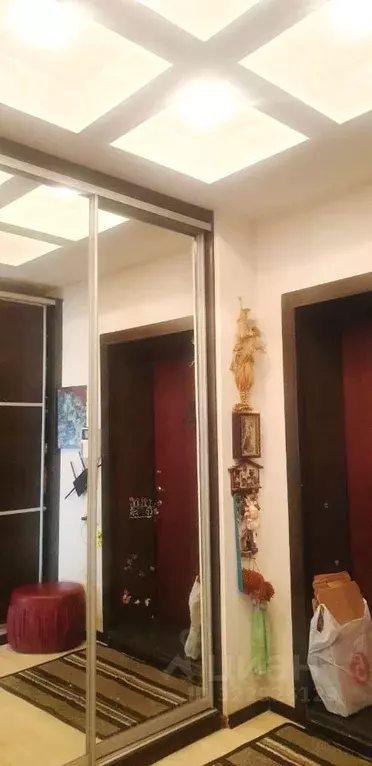 3-к кв. Омская область, Омск ул. Серова, 13 (100.0 м) - Фото 1