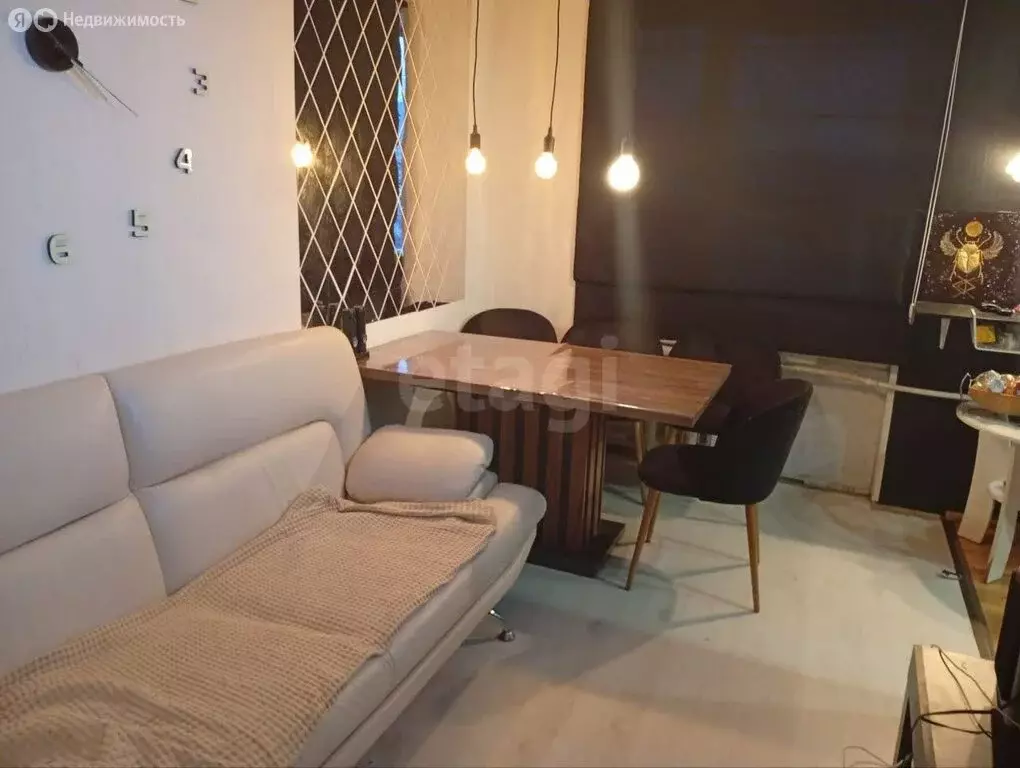 3-комнатная квартира: Санкт-Петербург, проспект Космонавтов, 94 (57 м) - Фото 2