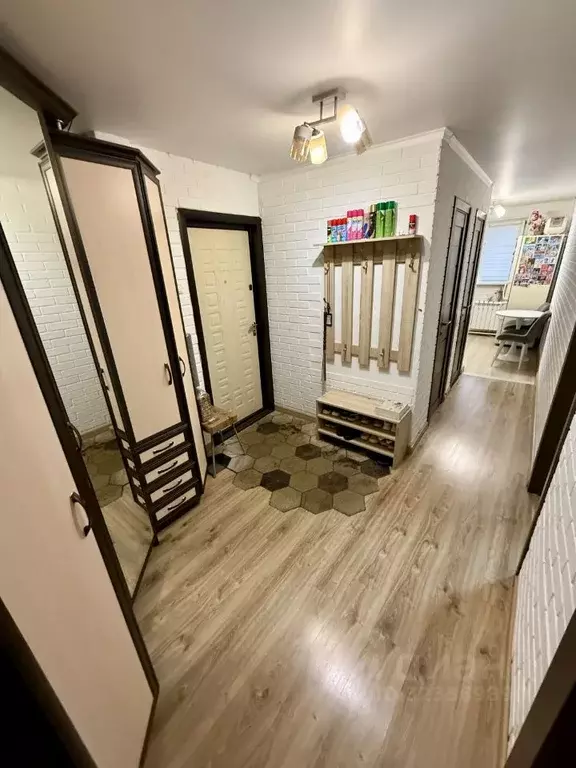 3-к кв. Челябинская область, Челябинск ул. Дзержинского, 18 (63.4 м) - Фото 2