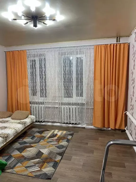 Комната 22,5 м в 1-к., 2/2 эт. - Фото 0