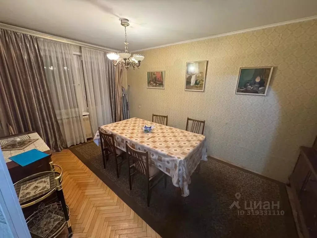3-к кв. Московская область, Красногорск ул. Военный Городок Павшино, ... - Фото 0