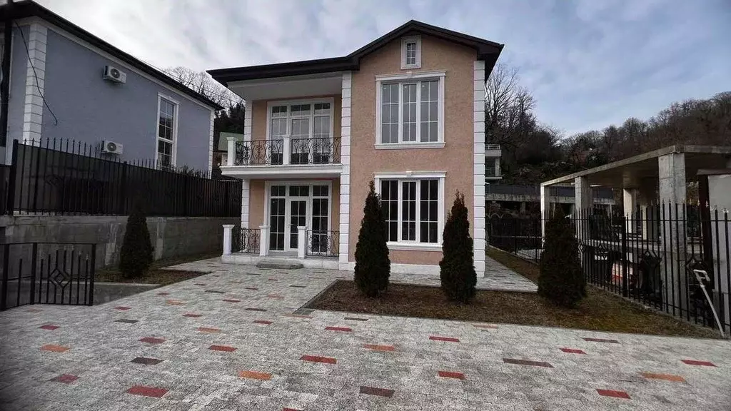 Дом в Краснодарский край, Сочи городской округ, с. Высокое ул. ... - Фото 1