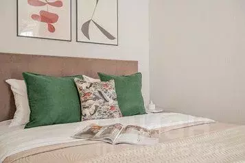 1-к кв. Свердловская область, Екатеринбург ул. Тенистая, 8Б (30.0 м) - Фото 1