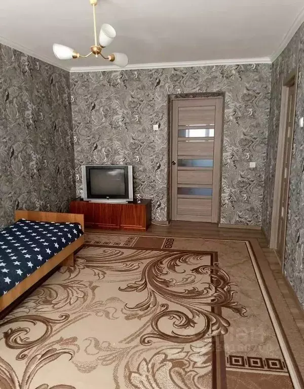 3-к кв. Ленинградская область, Сланцы ул. Максима Горького, 7 (61.0 м) - Фото 2