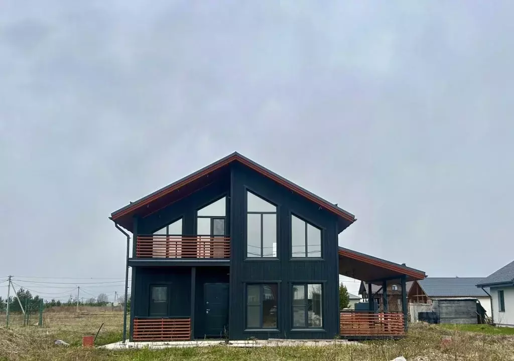 Дом в Ленинградская область, Тосненский район, Федоровское городское ... - Фото 1
