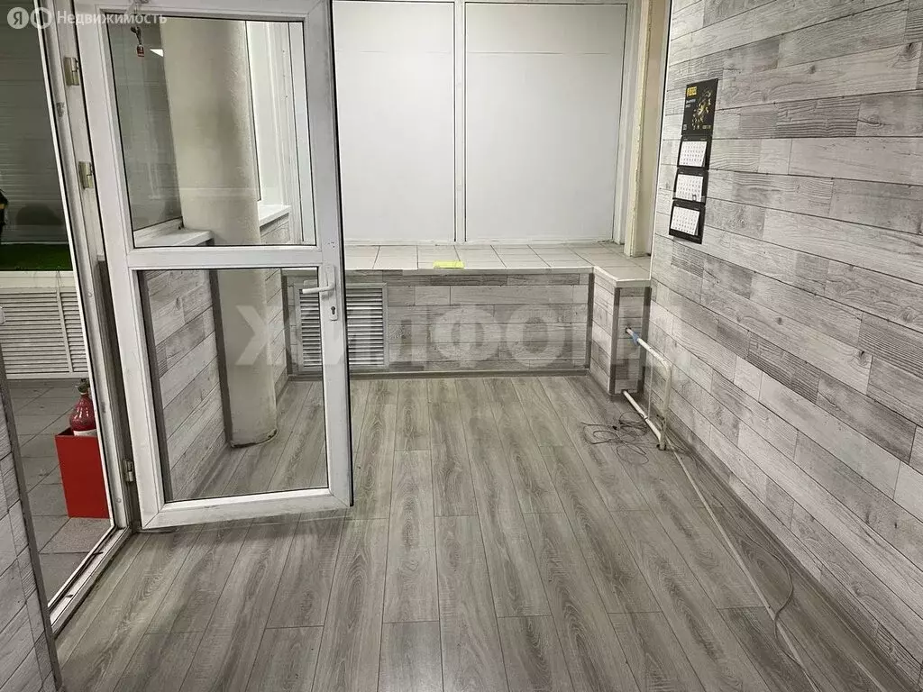 Торговая площадь (515 м) - Фото 0