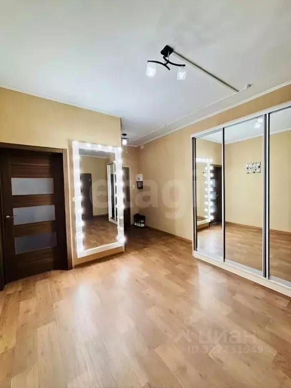 3-к кв. Курская область, Курск просп. Анатолия Дериглазова, 15 (98.2 ... - Фото 1