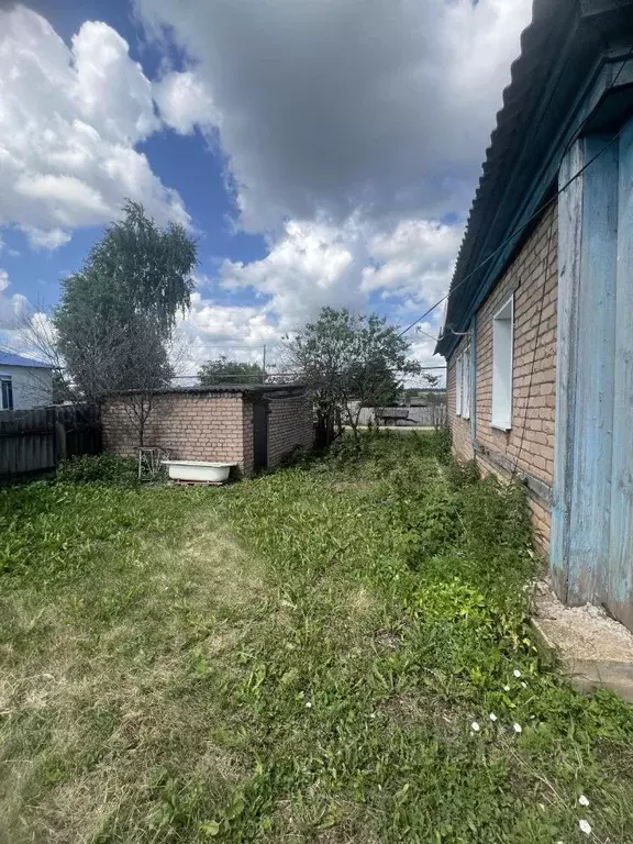 Дом в Оренбургская область, Бугурусланский район, с. Аксаково  (62 м) - Фото 2