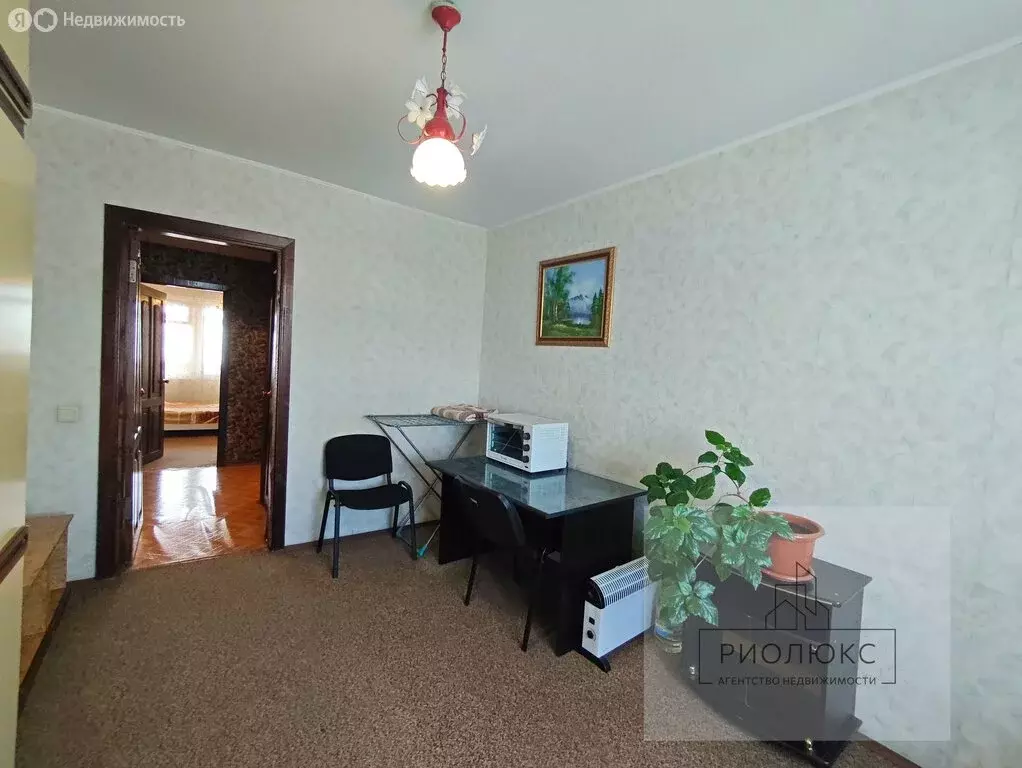 5-комнатная квартира: Магнитогорск, улица Труда, 14 (101 м) - Фото 2