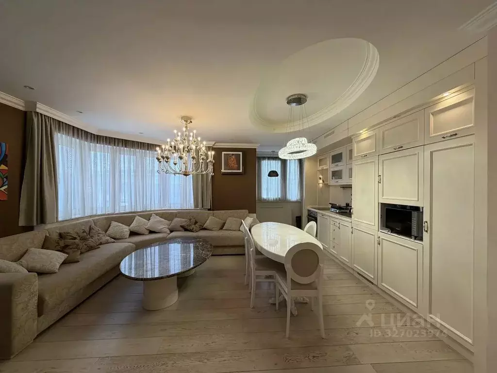 3-к кв. Московская область, Одинцовский городской округ, с. Ромашково ... - Фото 1