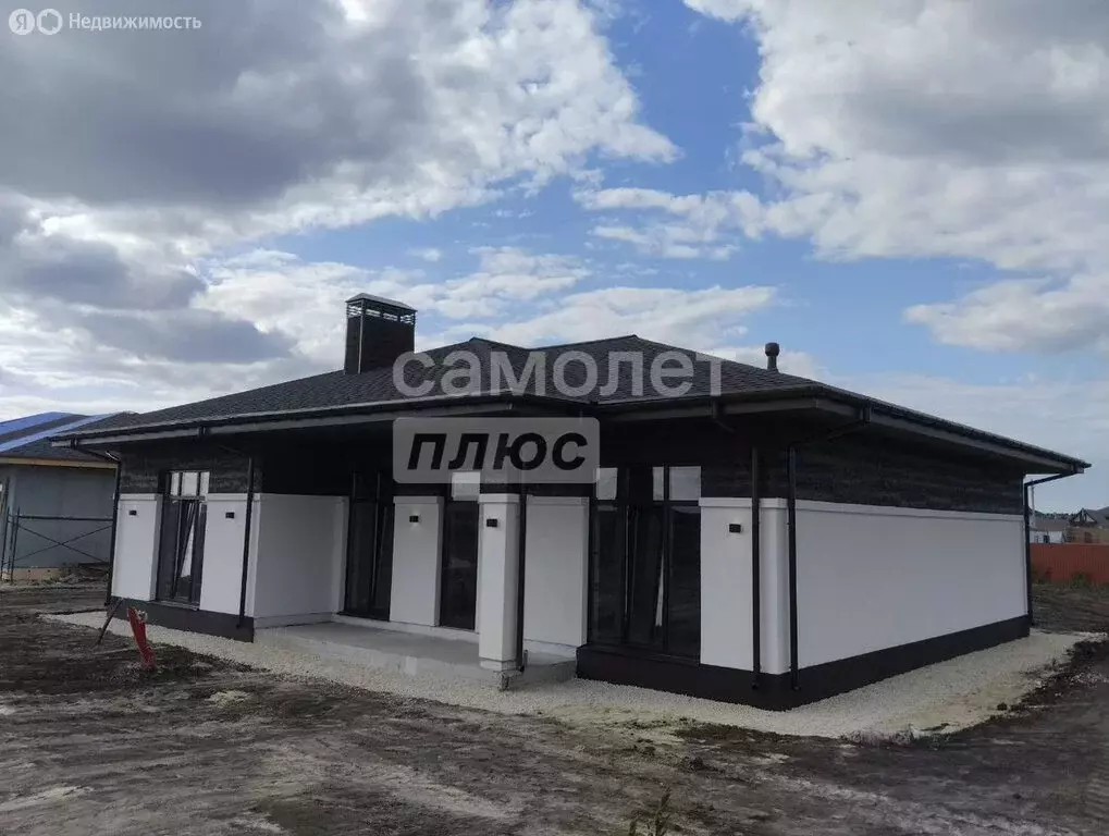 Дом в село Троицкое, улица Мира (130 м) - Фото 0