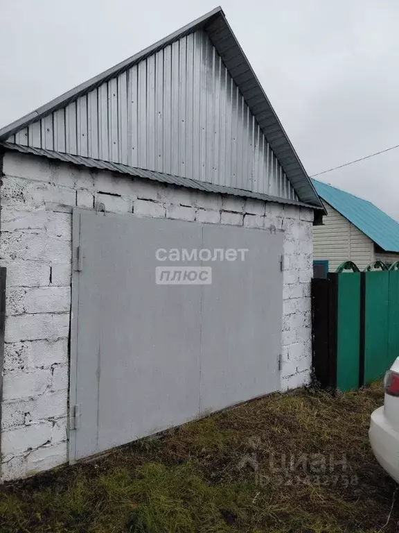 Дом в Татарстан, Нижнекамский район, Каенлинское с/пос, д. Уська ул. ... - Фото 1