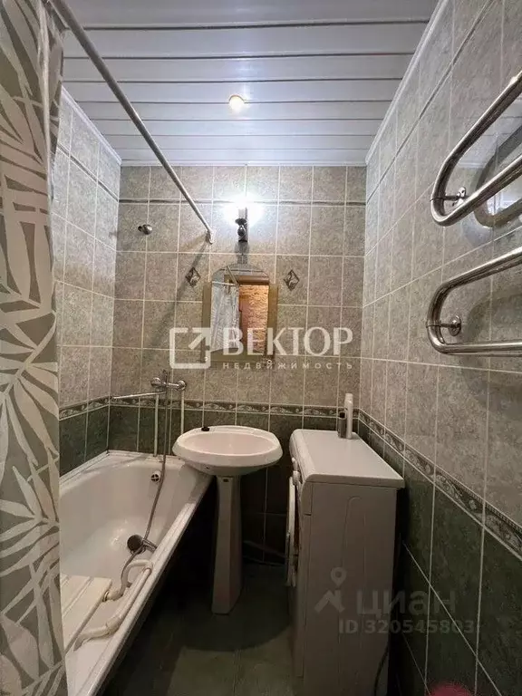 2-к кв. Ивановская область, Иваново ул. Демидова, 12 (42.6 м) - Фото 0