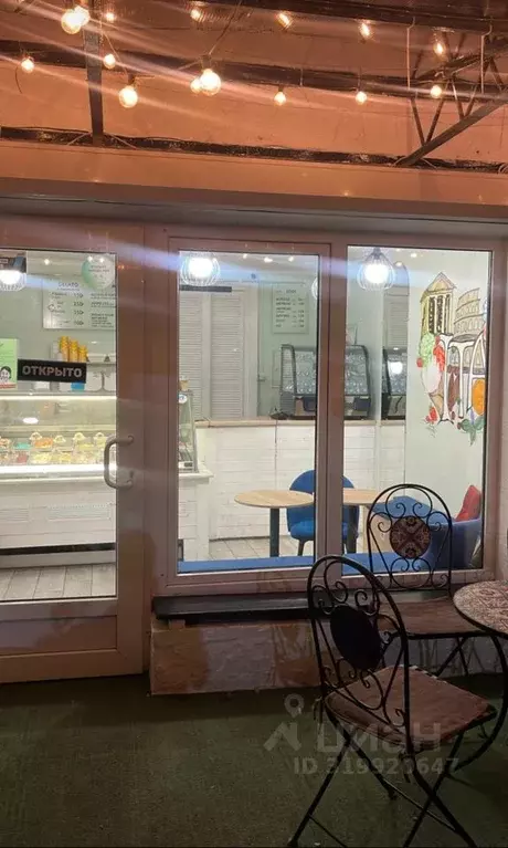 Торговая площадь в Крым, Ялта пер. Черноморский, 1А (20 м) - Фото 1