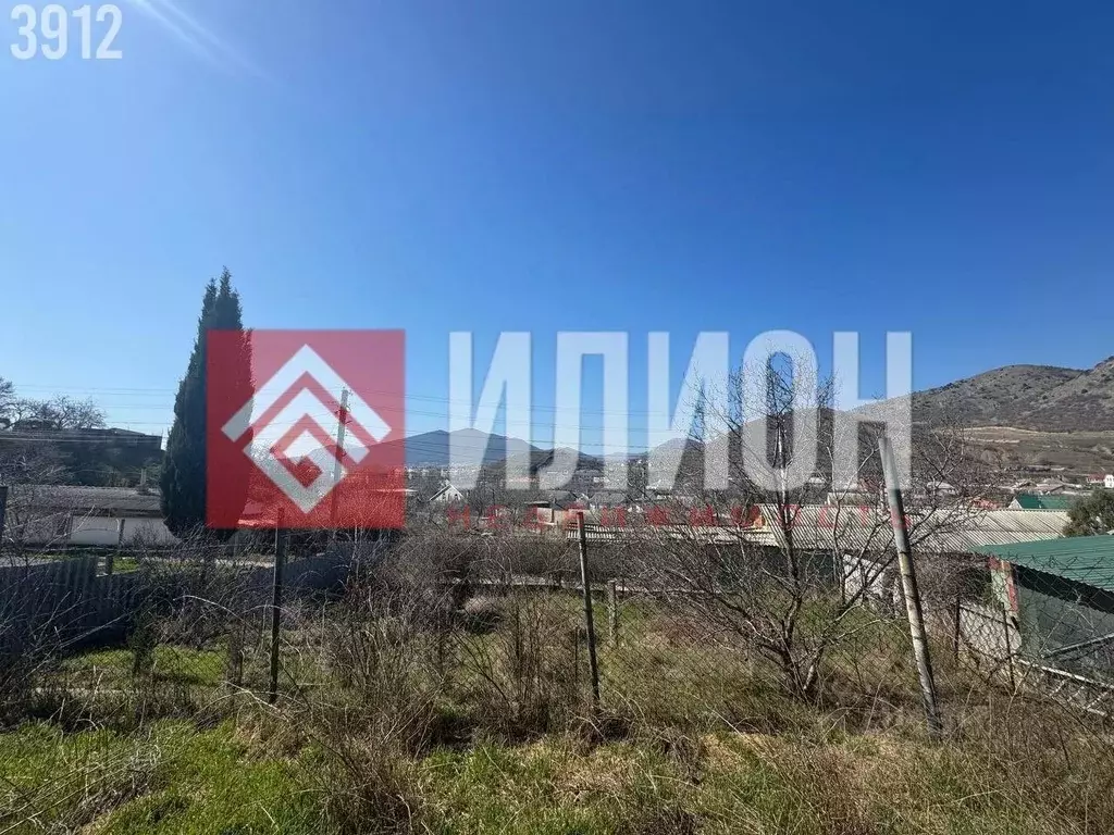 Дом в Крым, Судак муниципальный округ, с. Дачное ул. Десантная (27 м) - Фото 2