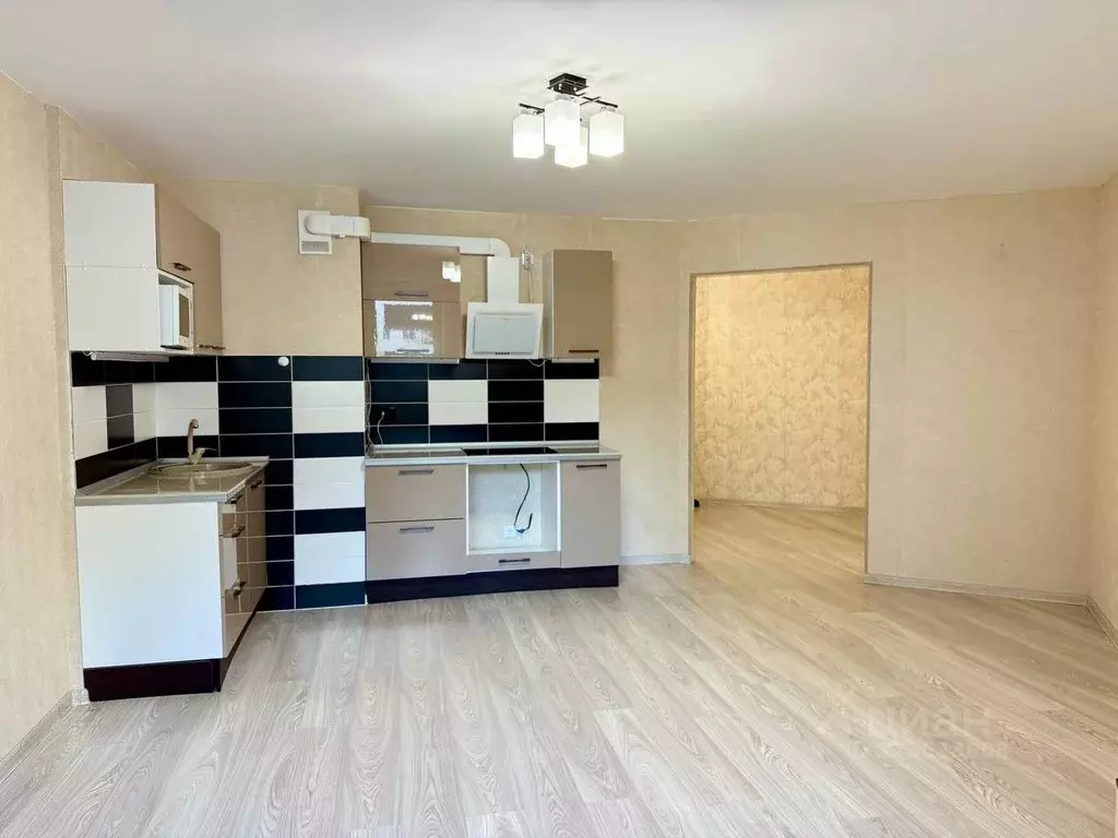 2-к кв. Свердловская область, Екатеринбург ул. Старых Большевиков, 3Г ... - Фото 2