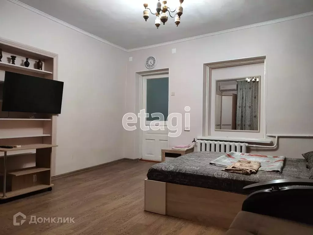 Продаётся 4-к квартира, 50 м - Фото 1