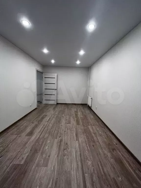 2-к. квартира, 55 м, 1/17 эт. - Фото 1