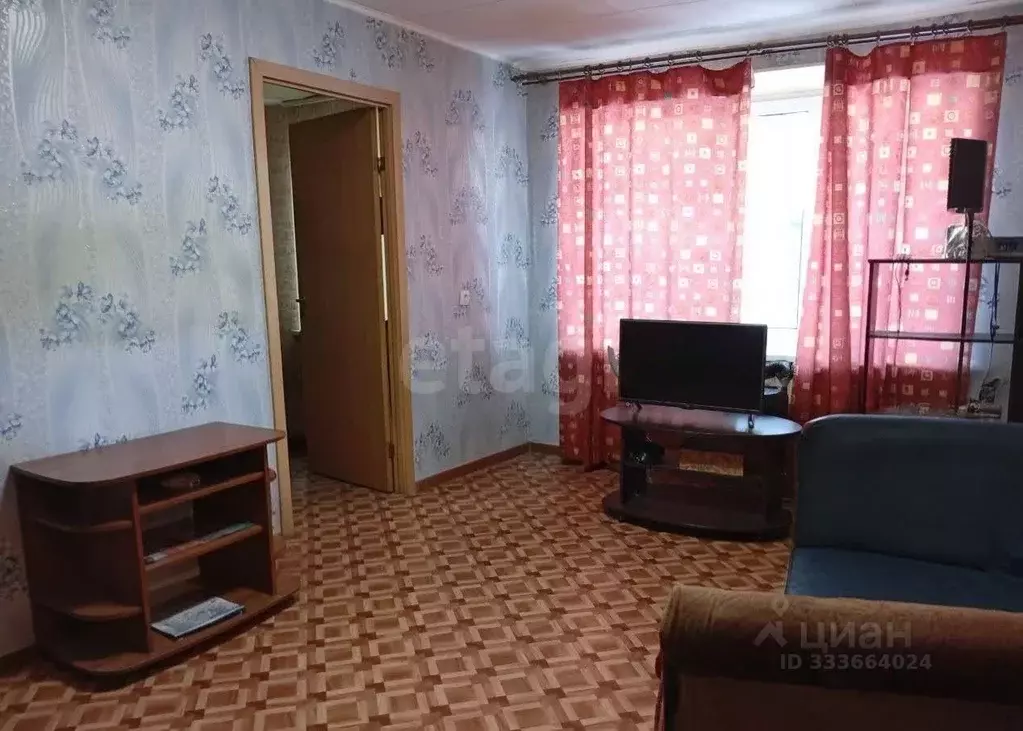 3-к кв. Ленинградская область, Кириши просп. Ленина, 16 (54.3 м) - Фото 1