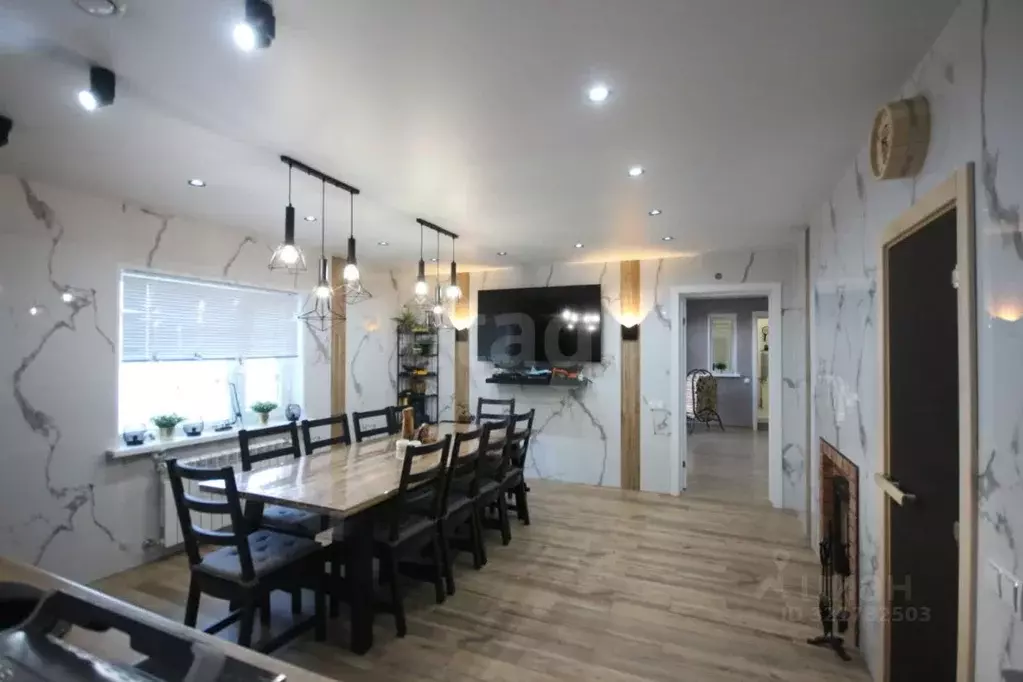 Дом в Ямало-Ненецкий АО, Новый Уренгой ул. Грибная, 22 (279 м) - Фото 1