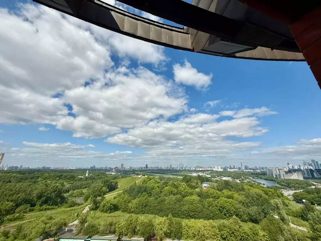 6-к кв. Москва ул. Крылатские Холмы, 7К2 (297.6 м) - Фото 1