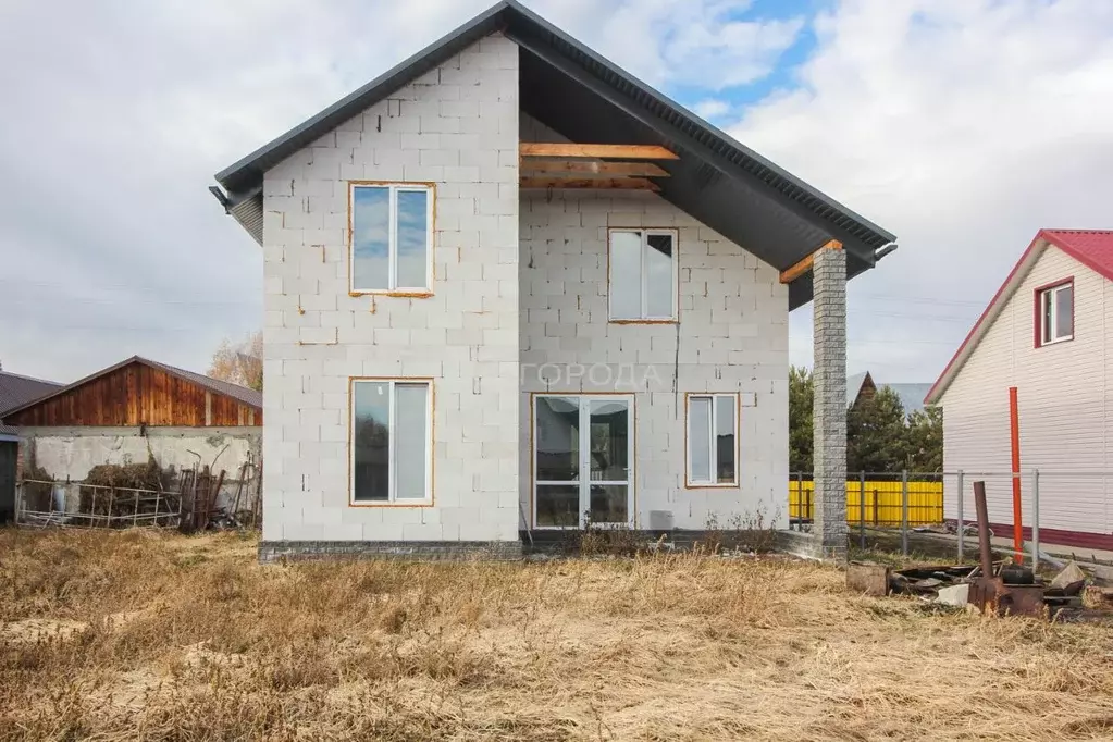 Дом в Алтайский край, Барнаул городской округ, пос. Бельмесево ул. ... - Фото 1