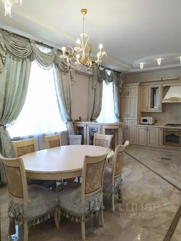 5-к кв. Марий Эл, Йошкар-Ола Советская ул., 101 (202.0 м) - Фото 0