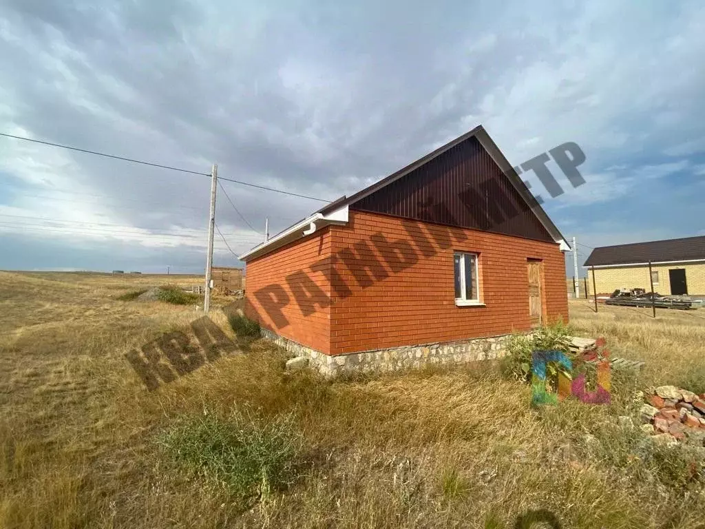 Дом в Калмыкия, Элиста ул. Морчукова, 30 (52 м) - Фото 1