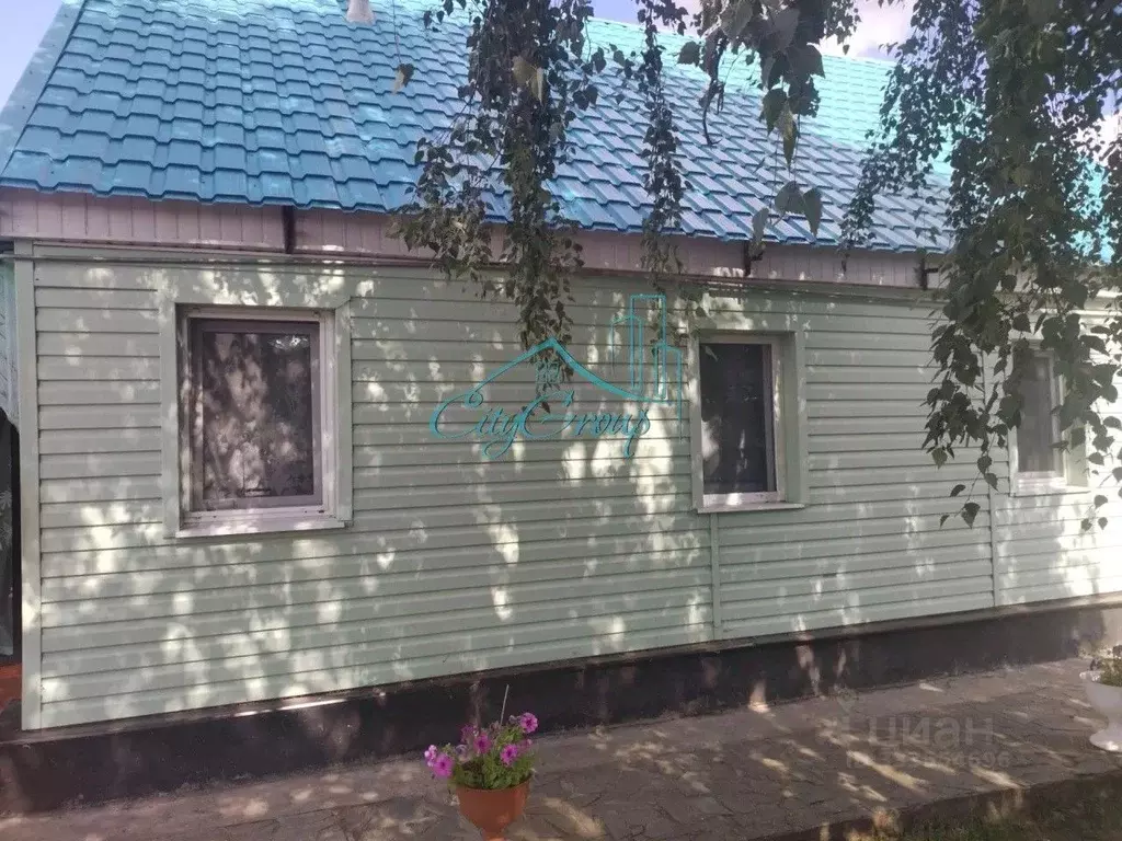 Дом в Оренбургская область, Кувандык пос. Кашкук, Ленская ул., 3 (63 ... - Фото 1