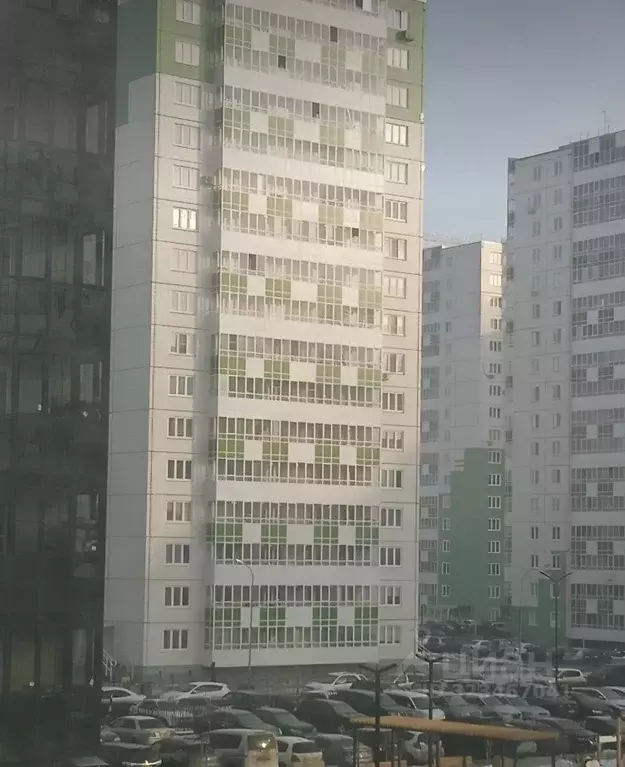 2-к кв. Красноярский край, Красноярск ул. Апрельская, 6Б (60.0 м) - Фото 1