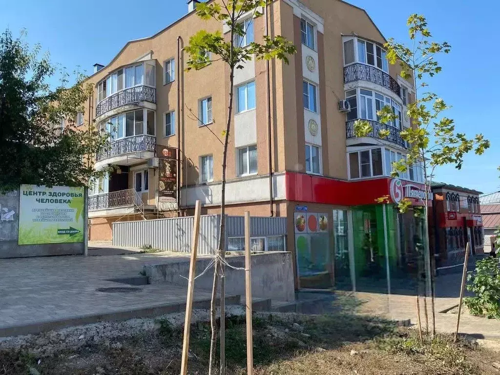 Помещение свободного назначения в Липецкая область, Задонск Советская ... - Фото 1