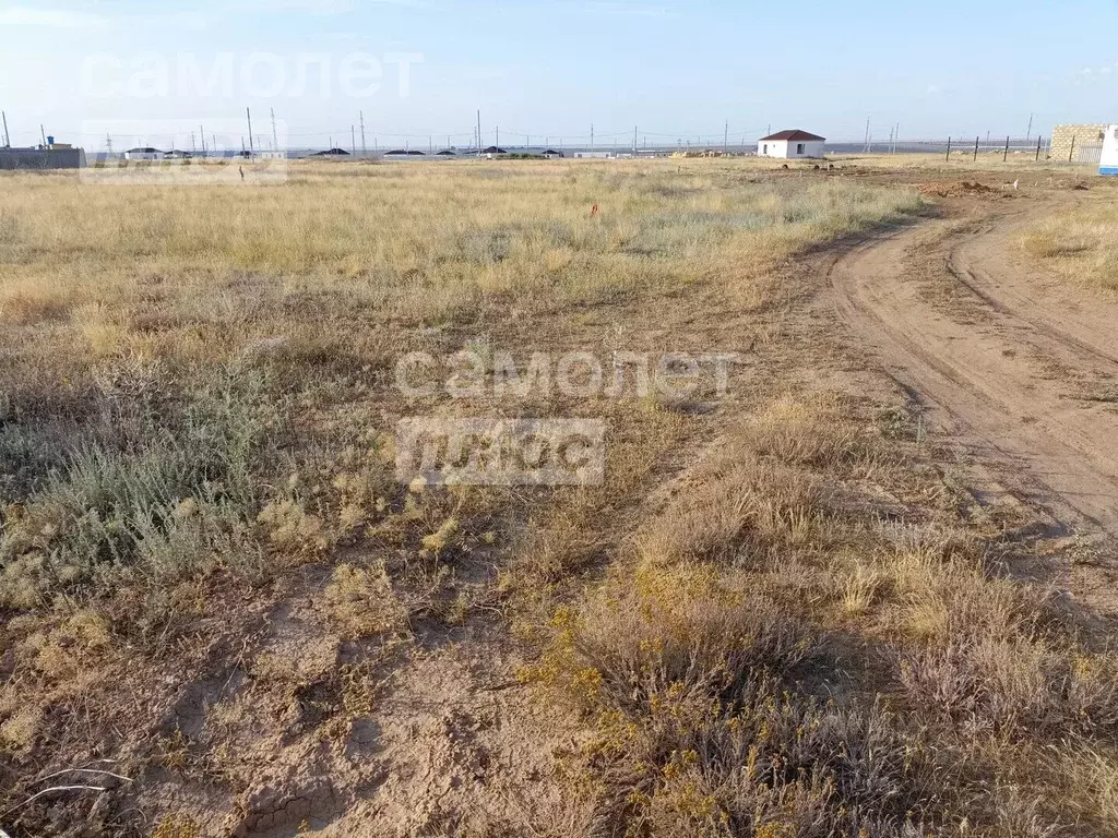 Участок в Калмыкия, Элиста ул. Имени Ильи Намсинова (5.0 сот.) - Фото 0