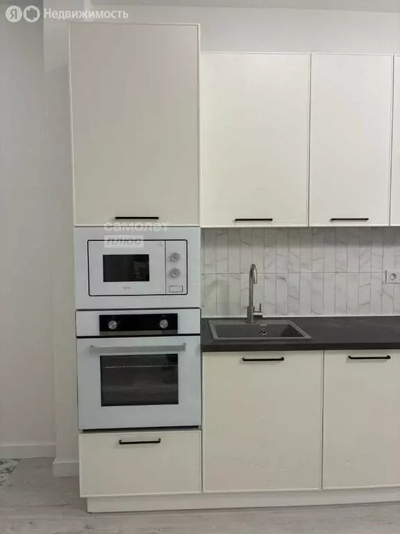 3-комнатная квартира: Москва, Новоостаповская улица, 20 (50.4 м) - Фото 2