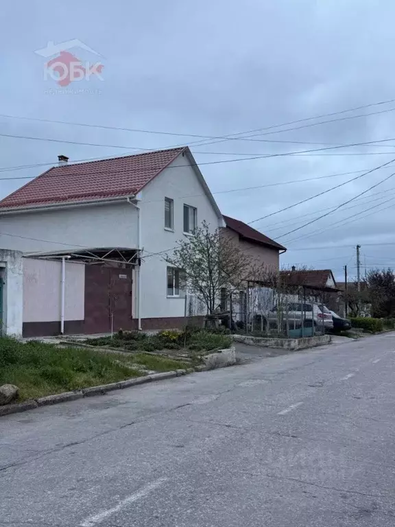 Дом в Крым, Евпатория ул. Рабочая (200 м) - Фото 2