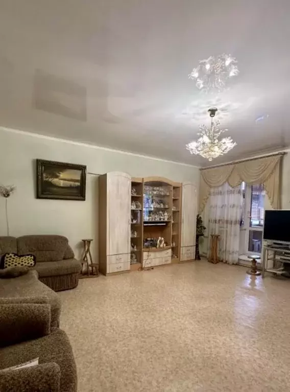 2-к кв. Омская область, Омск 6-й мкр, бул. Зеленый, 11 (77.0 м) - Фото 1