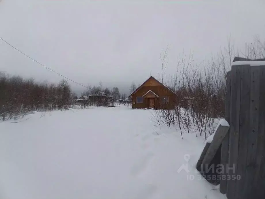 Дом в Пермский край, Александровск Яйва пгт, ул. Домостроителей, 23 ... - Фото 2